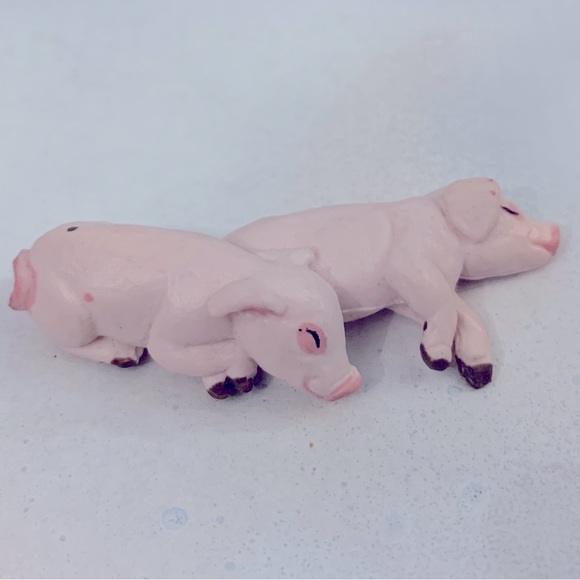 Tiny Toy Pig Figures - Picture 5 of 8